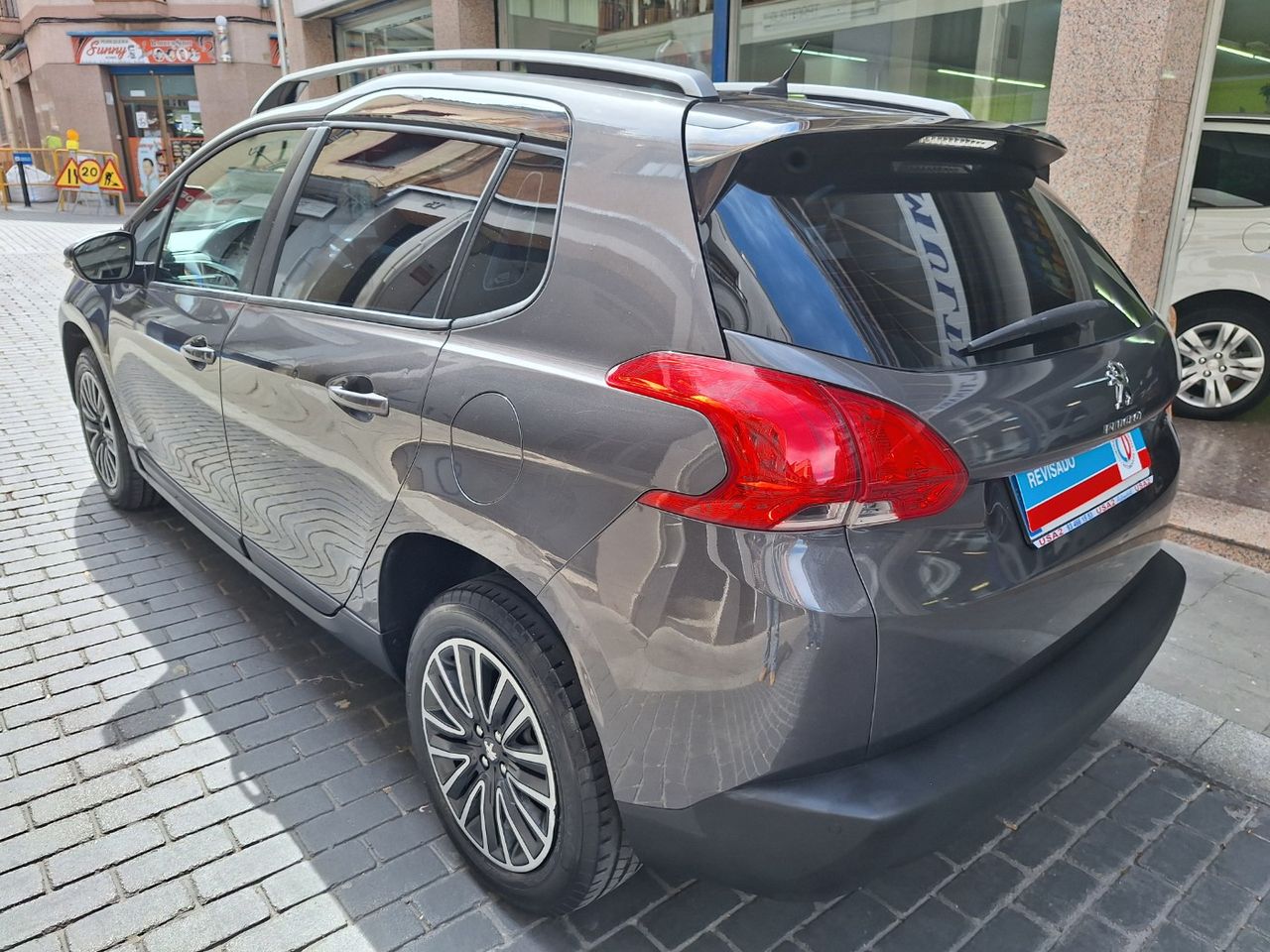 Peugeot 2008 Active 1.2 VTi 82 - Foto 10