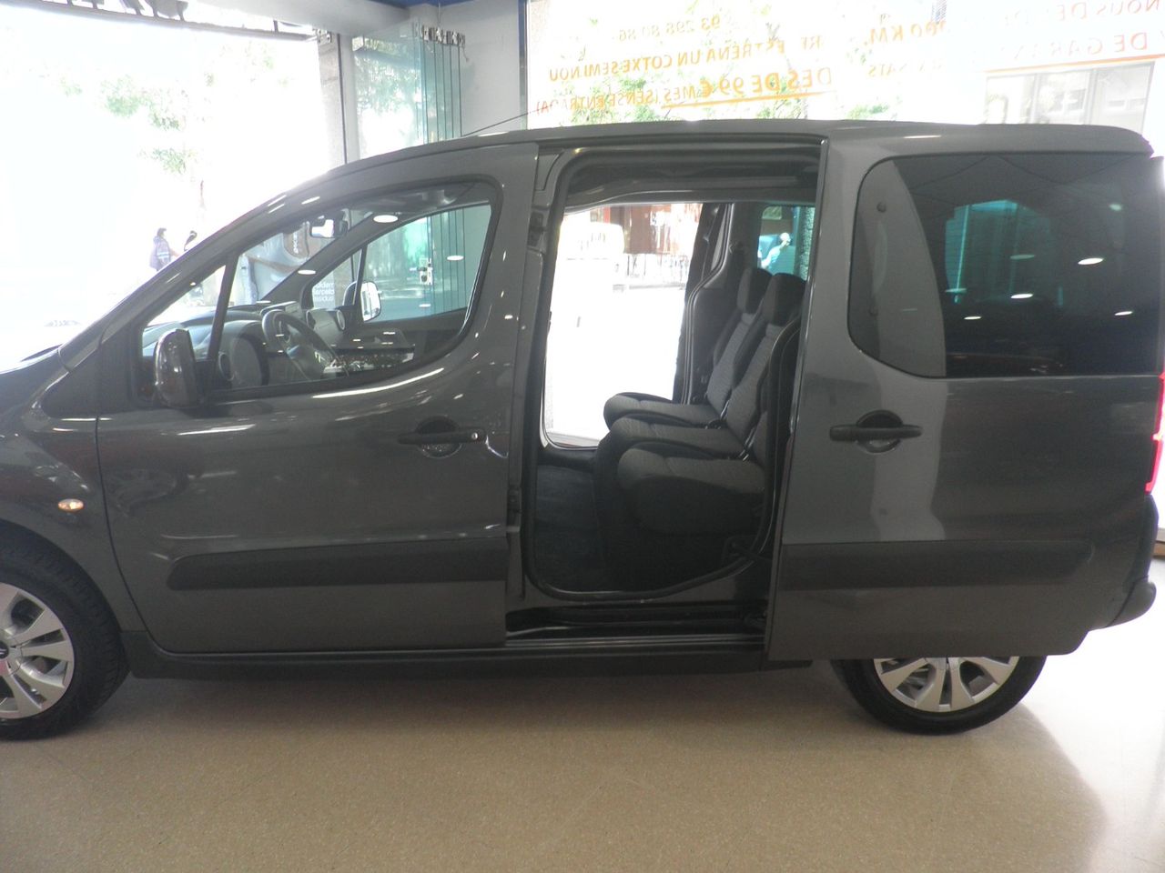 Citroën Berlingo Multispace 20 Aniversario PureTech 110 S&S Etiq. verde C  Euro 6 con distribución nueva - Foto 7