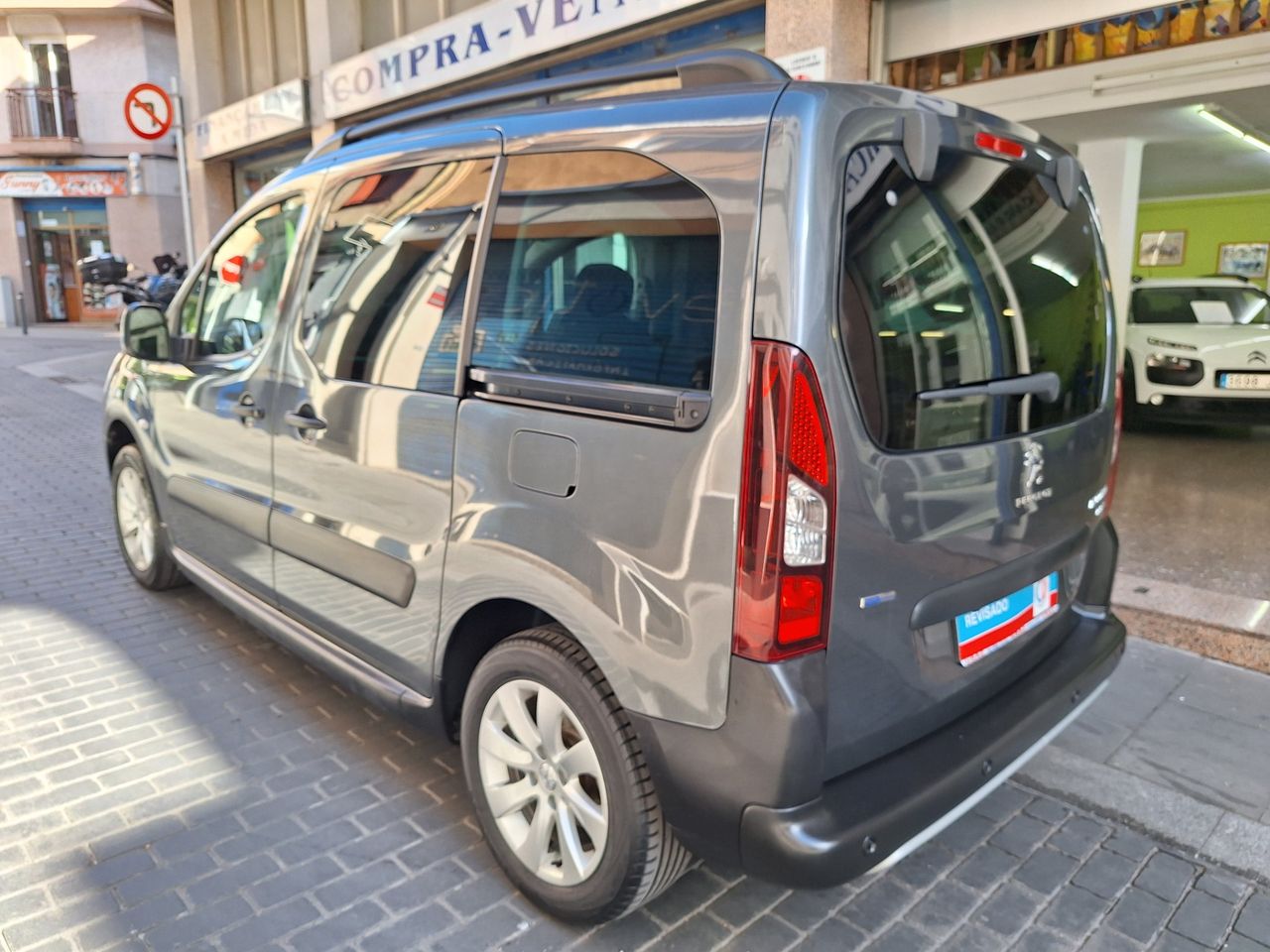 Peugeot Partner Partner Tepee Outdoor 1.2 PureTech 110 - Foto 12