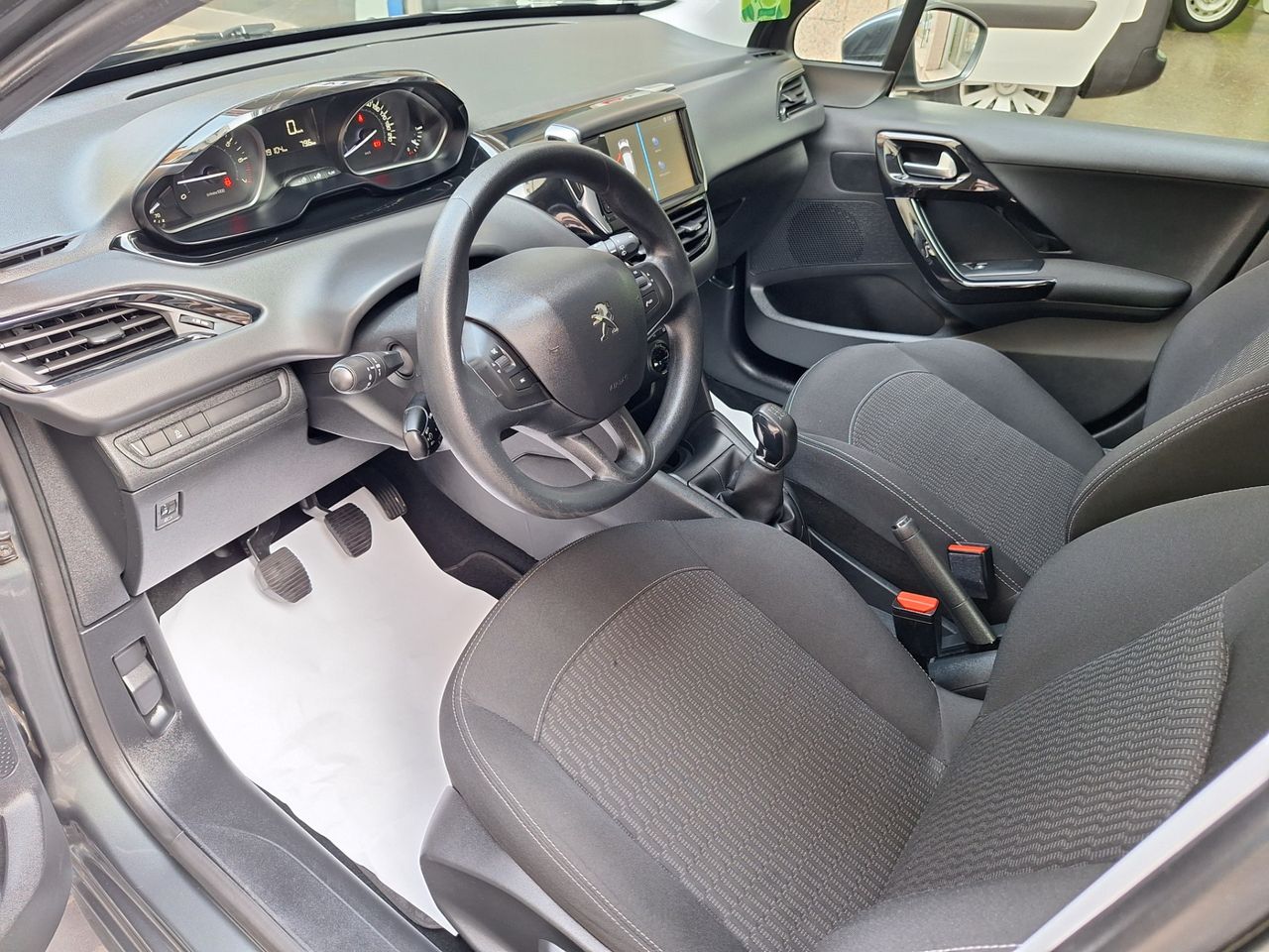 Peugeot 208 5p Active 1.2 PureTech 82 GLP solo 19.000 Km Etiq. C Euro 6 - Foto 13