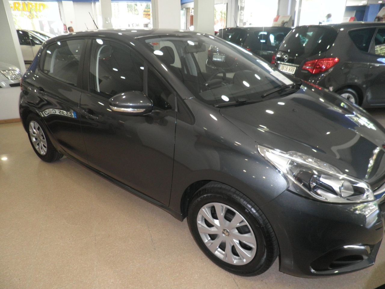 Peugeot 208 5p Active 1.2 PureTech 82 GLP solo 19.000 Km Etiq. C Euro 6 - Foto 14