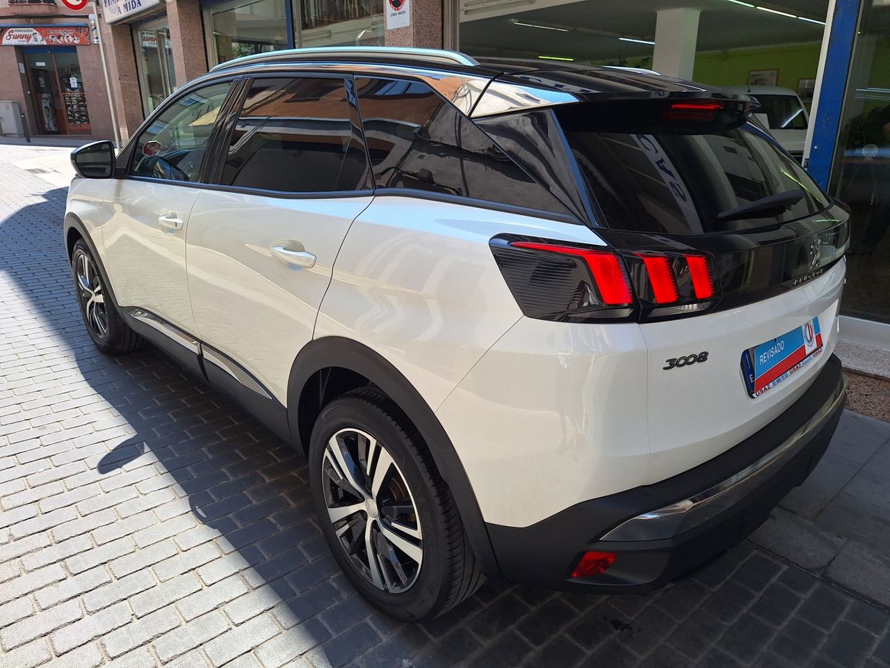 Peugeot 3008 Allure 1.2 PureTech 130 S&S - Foto 15