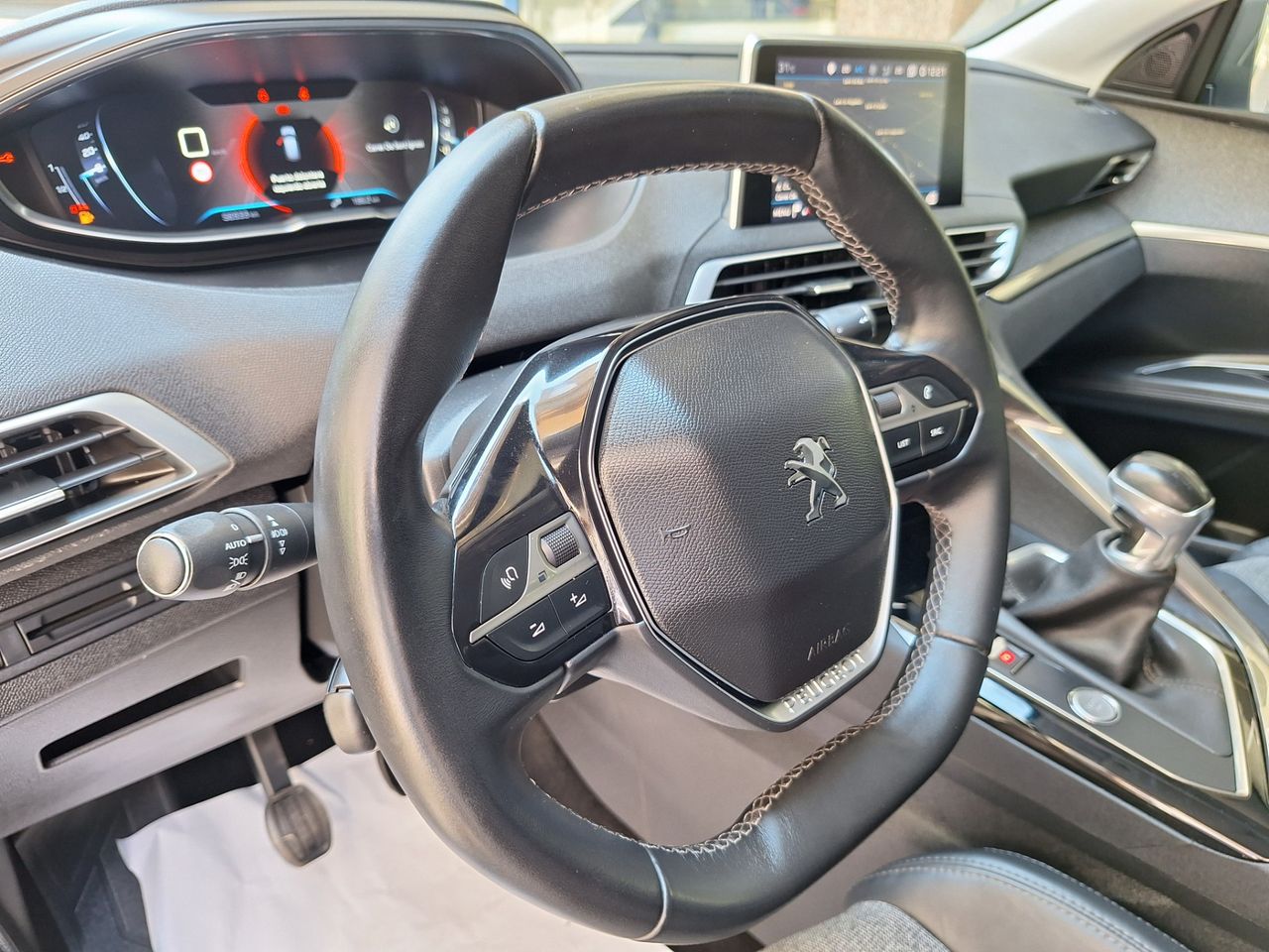Peugeot 3008 Allure 1.2 PureTech 130 S&S - Foto 14