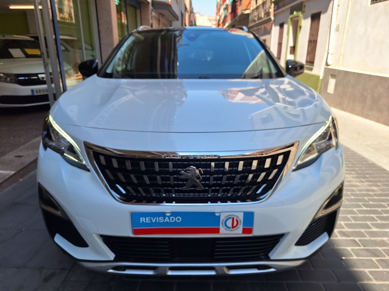 Peugeot 3008 Allure 1.2 PureTech 130 S&S - Foto 4