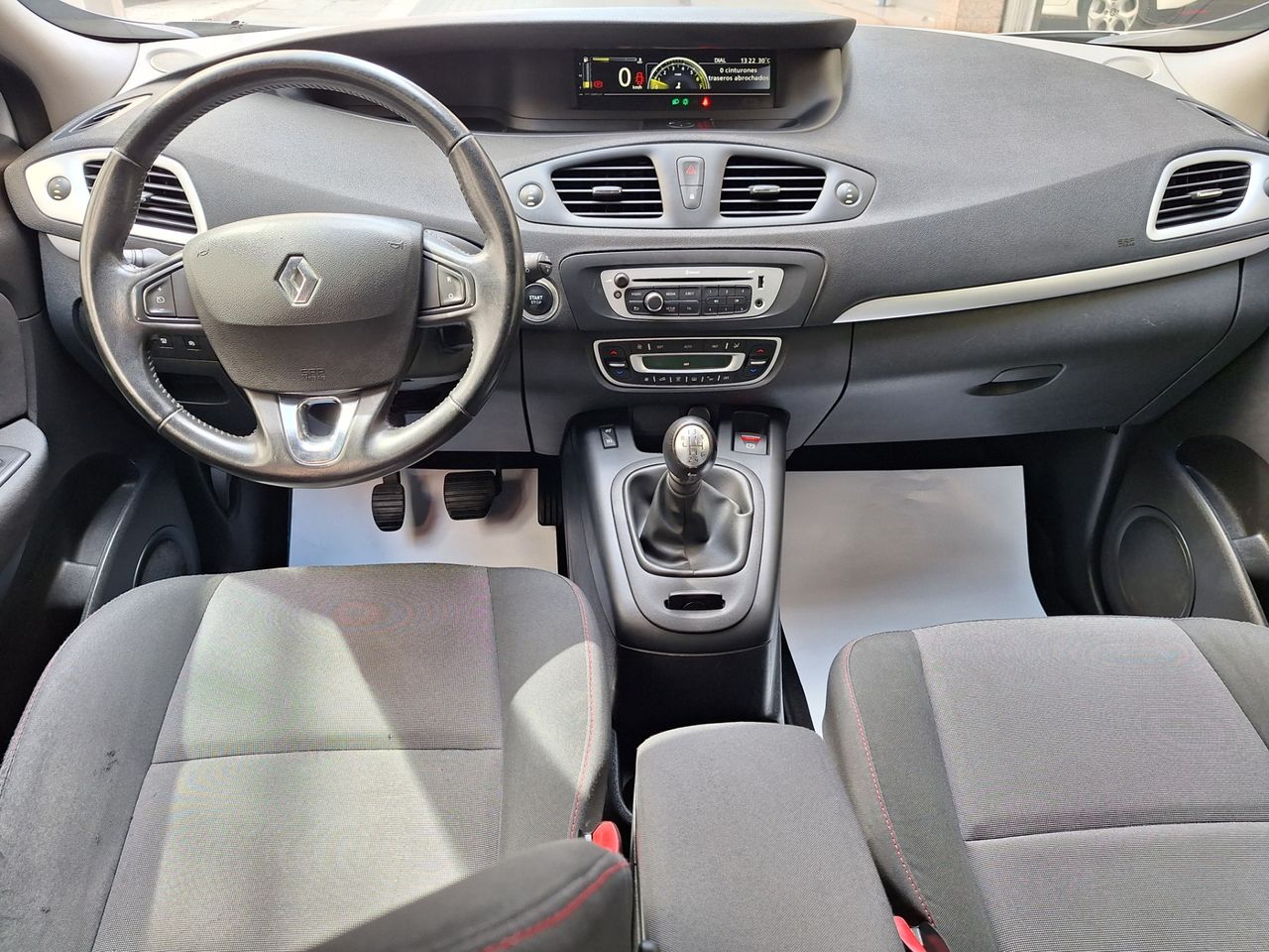 Renault Grand Scénic Selection Energy TCe 115 5 plazas - Foto 16
