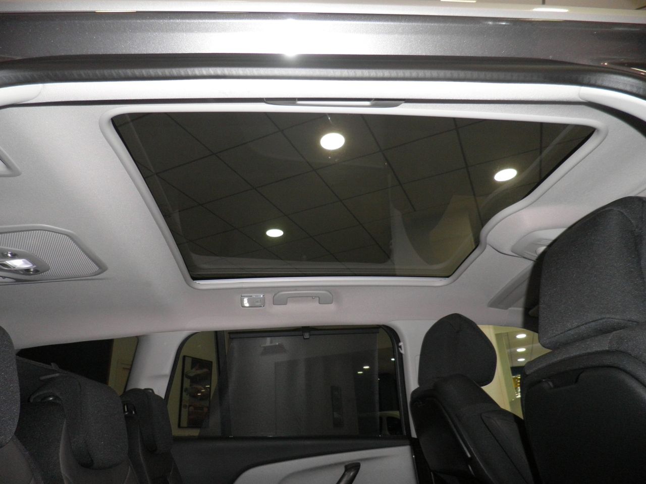 Citroën C4 Picasso PureTech 130 S&S Shine - Foto 11