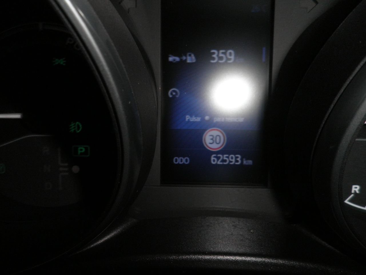 Toyota Auris 140H e-CVT Active - Foto 10