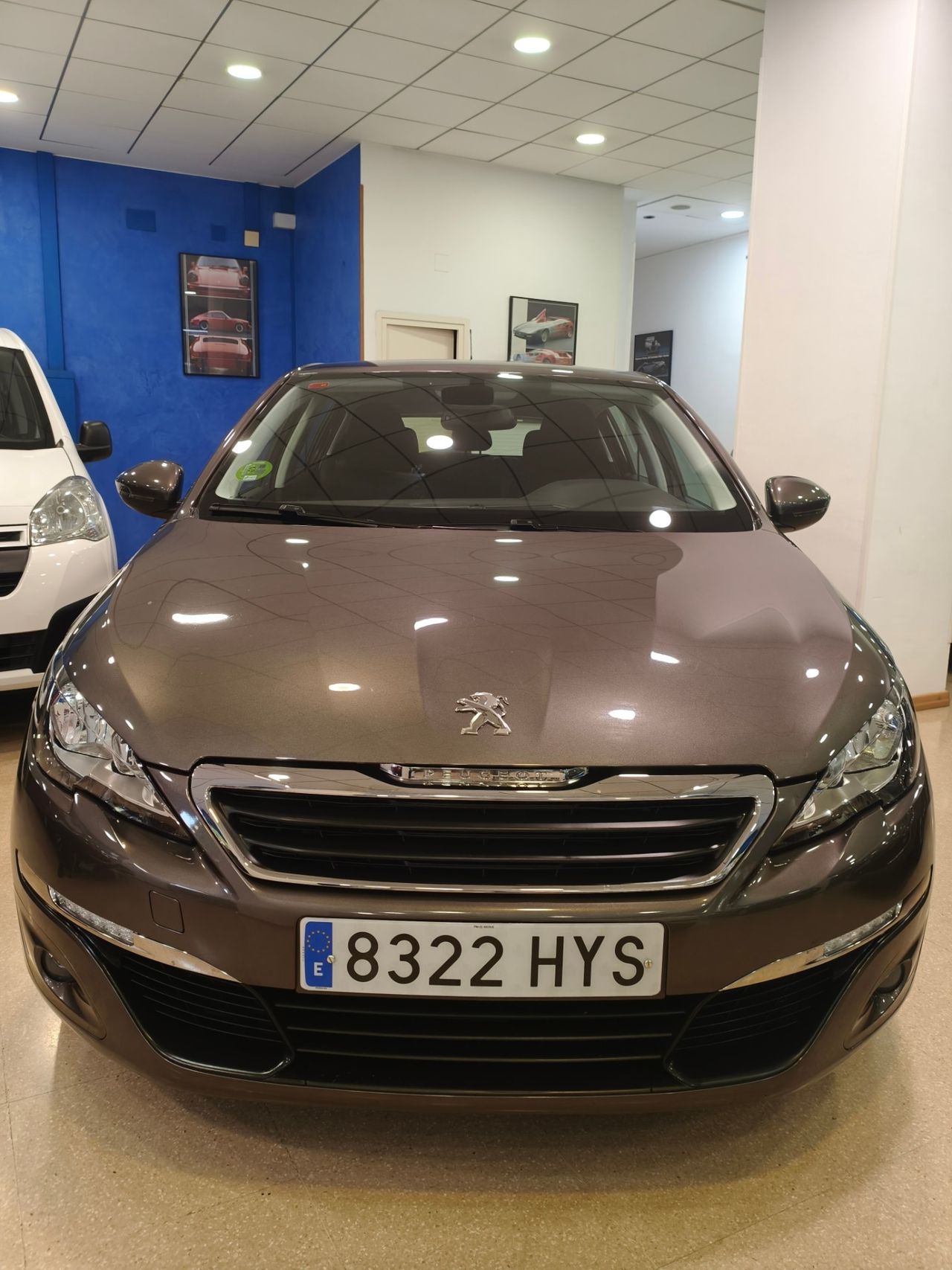 Peugeot 308 5p Allure 1.2 PureTech 110 S&S - Foto 6