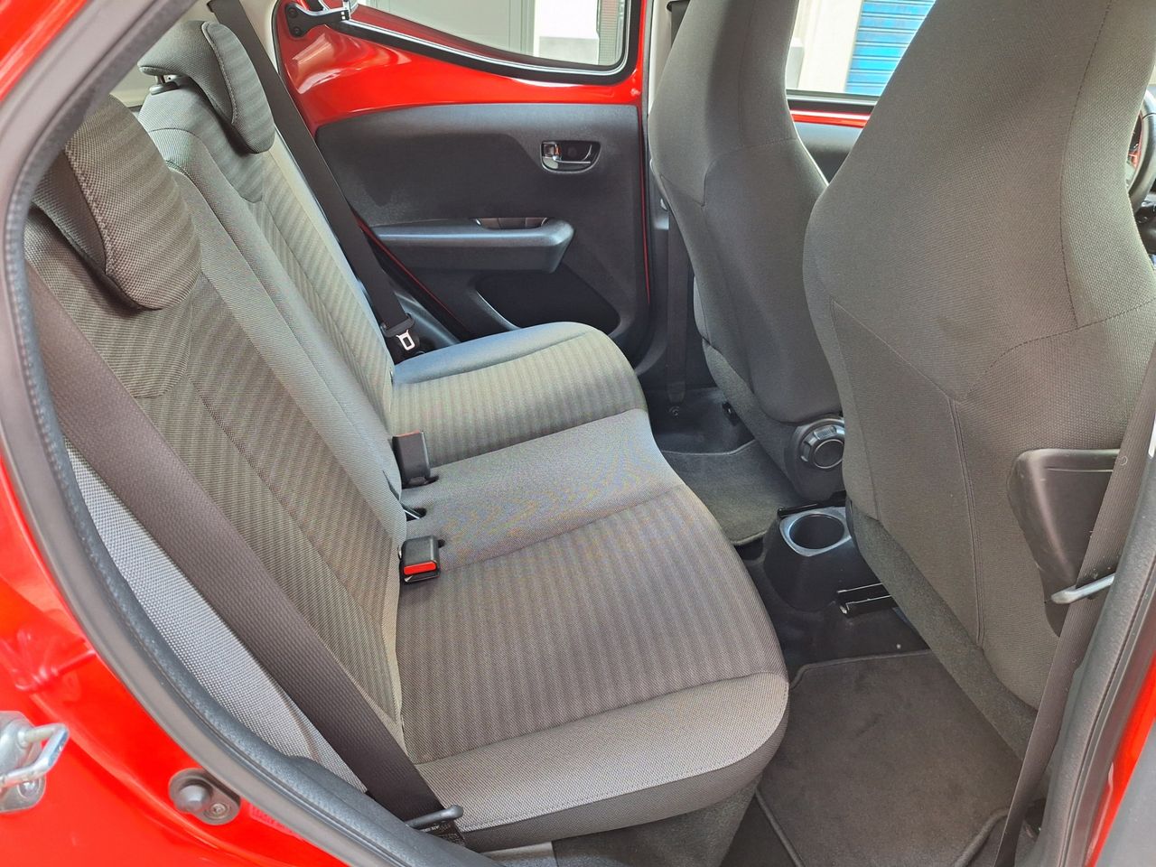 Toyota Aygo 5p 70 x-clusiv - Foto 14