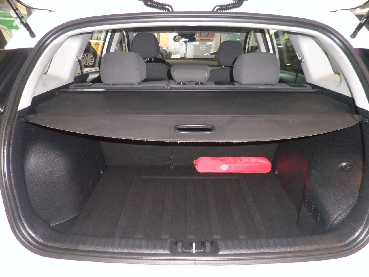 Kia Niro 1.6 HEV Concept - Foto 9