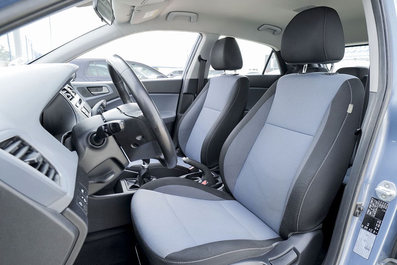 Hyundai i20 1.2 MPI Essence - foto 17