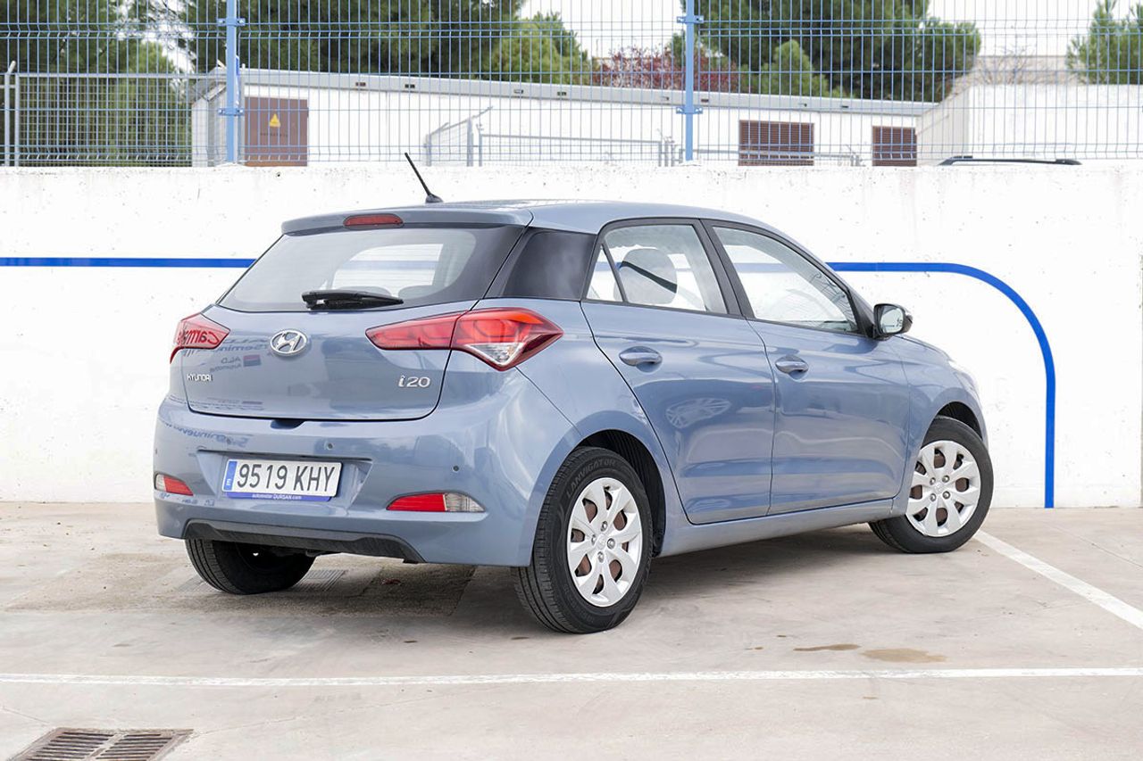 Hyundai i20 1.2 MPI Essence - foto 3