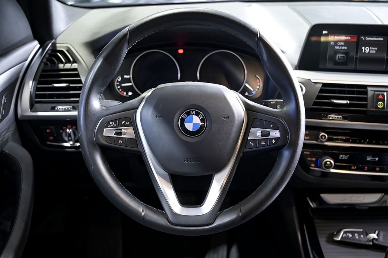 BMW X3 xDrive20d - foto 24