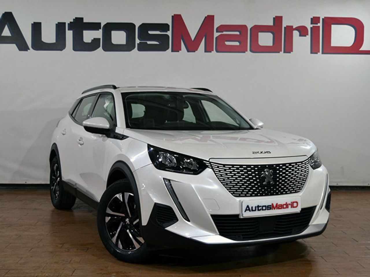 peugeot e-2008 2020 /