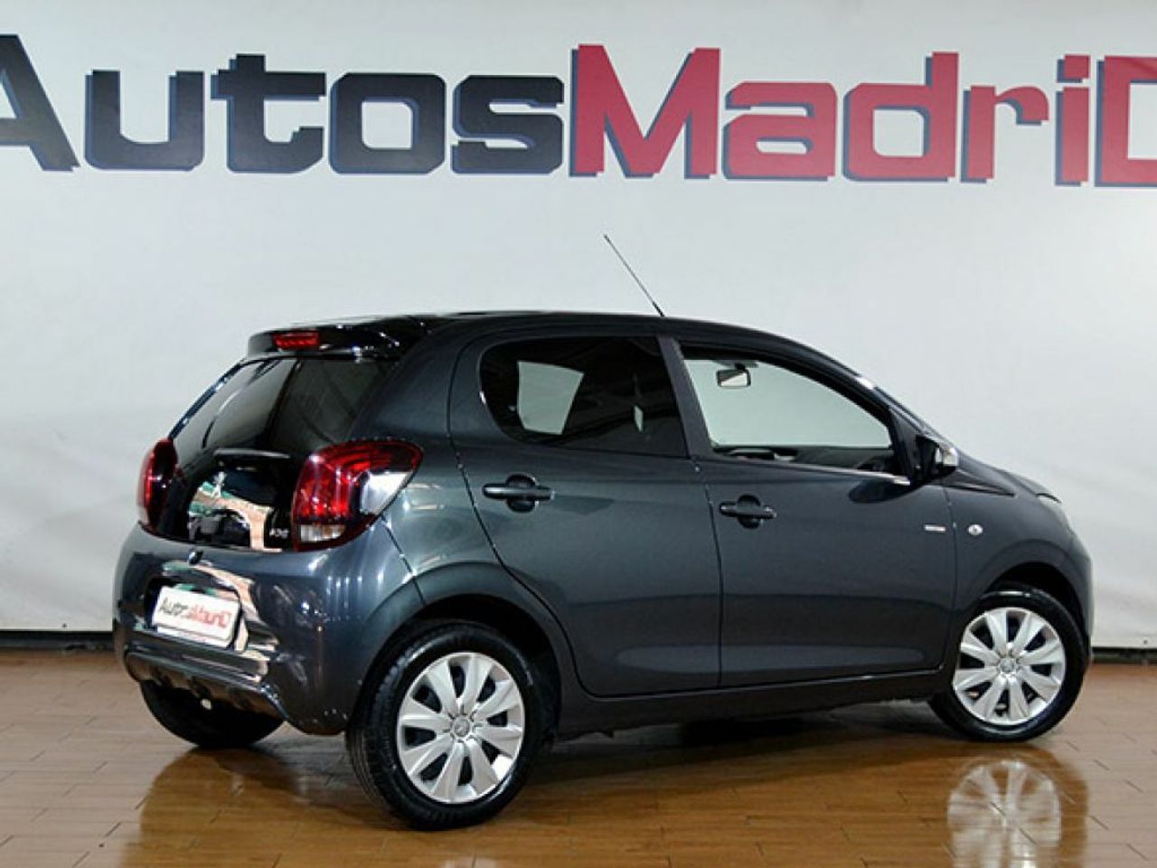 peugeot 108 2021 / foto grande (3)