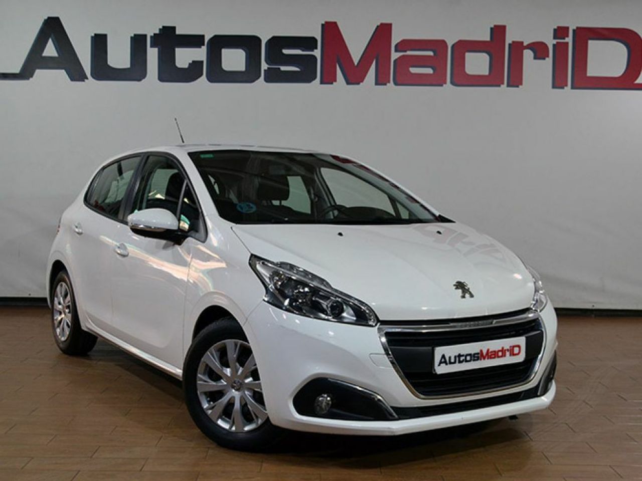 peugeot 208 2019 /