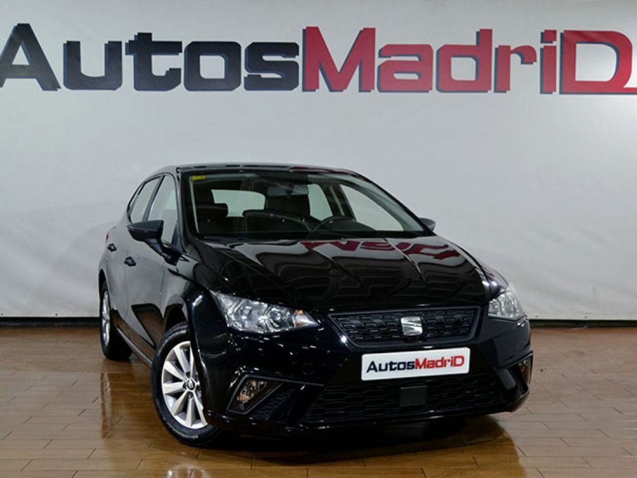 Nave comercial venta  de segunda mano - seat ibiza 2018 /