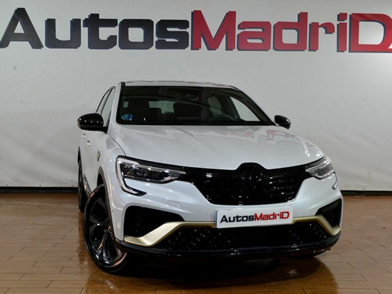 renault arkana 2023 /