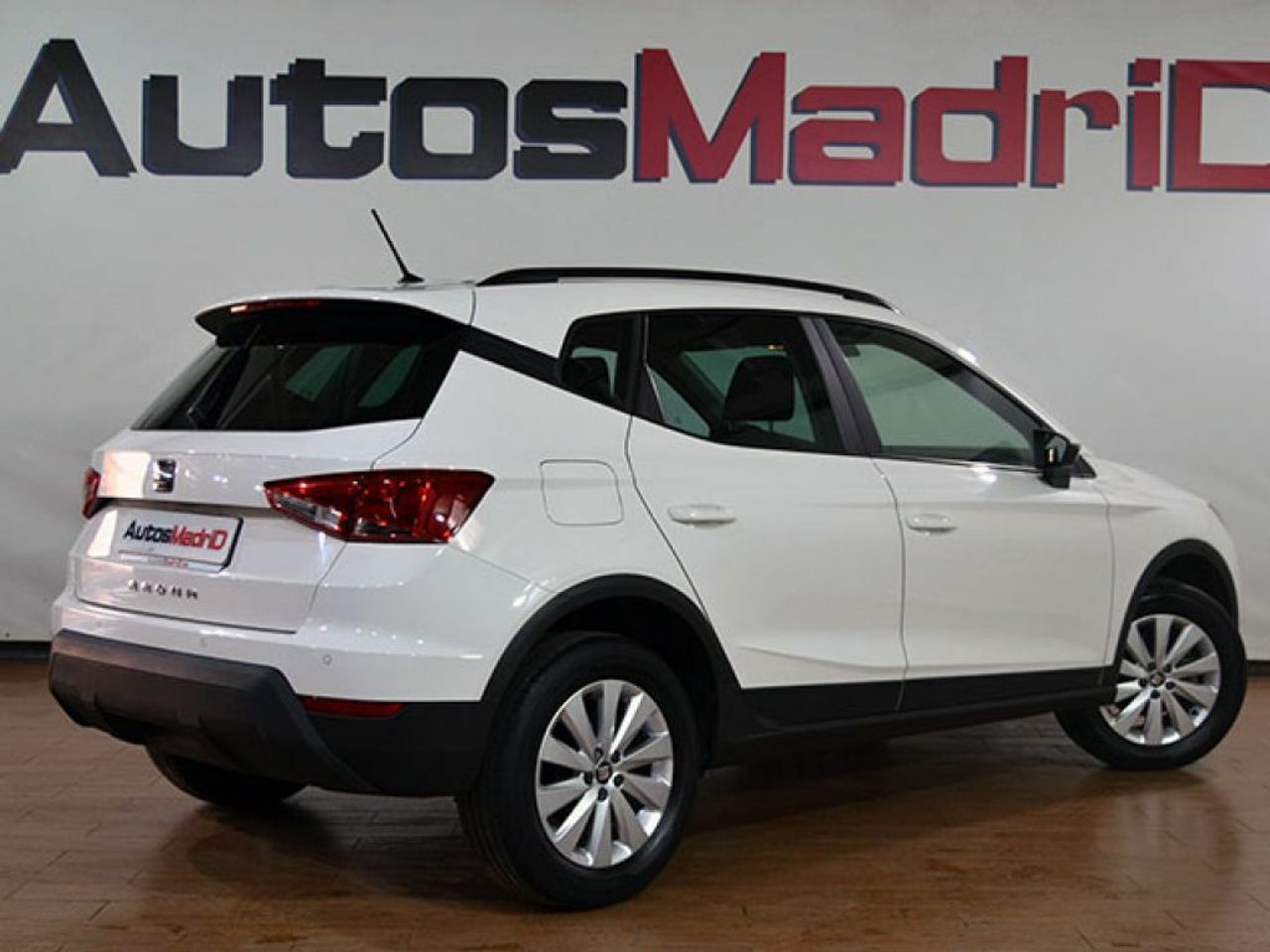 seat arona 2018 / foto grande (3)