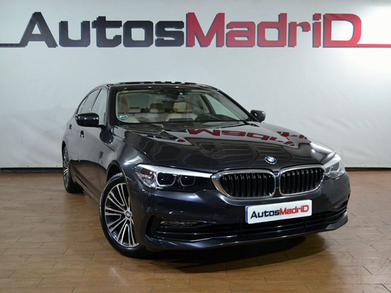 Nave comercial venta  de segunda mano - bmw serie 5 2020 /