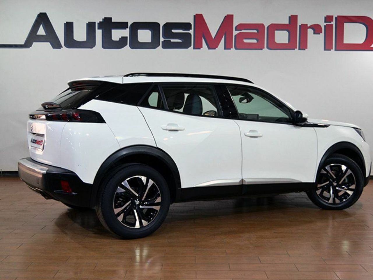 peugeot 2008 2021 / foto grande (3)