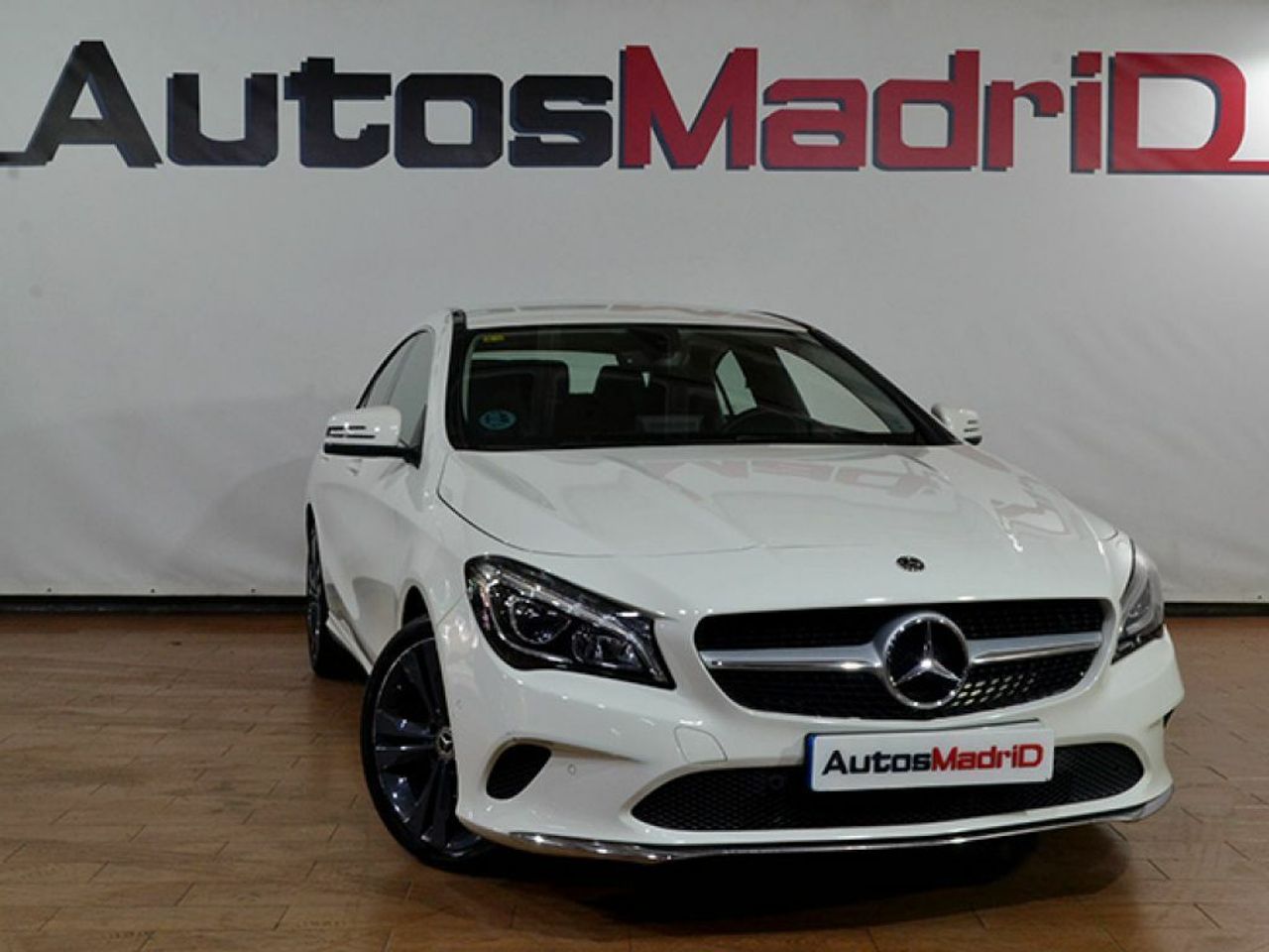 Local comercial madrid  de segunda mano en Madrid - mercedes cla 2018 /