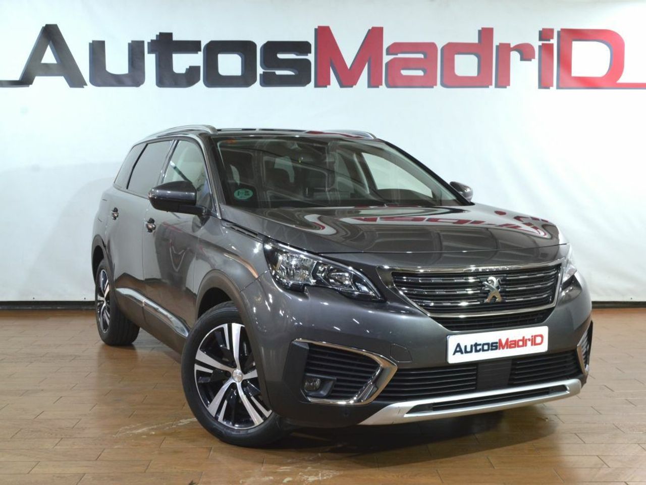 peugeot 5008 2019 /