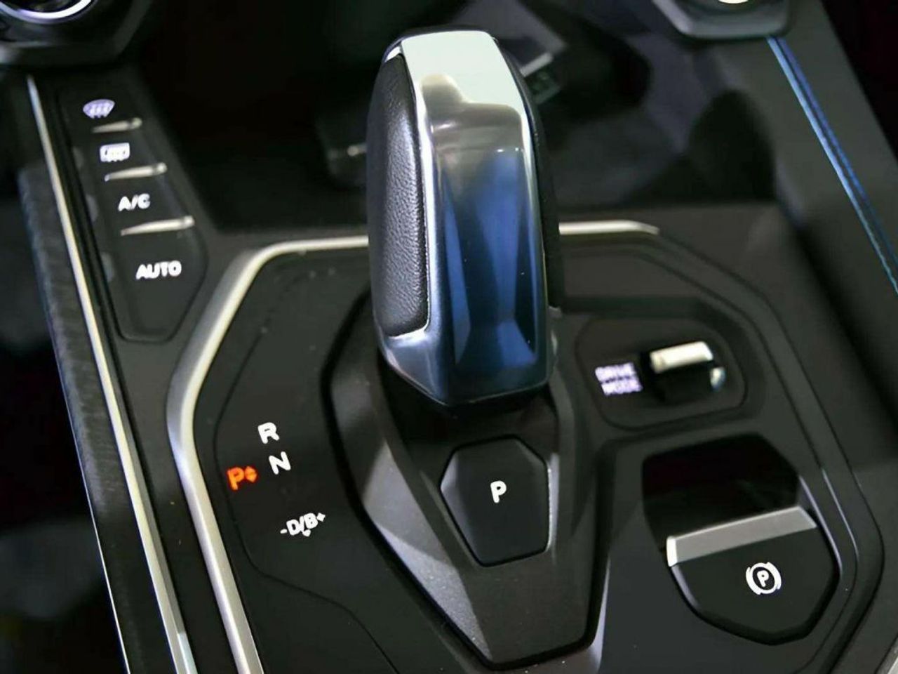 Lynk & Co 01 1.5PHEV LYNK & CO 01 - foto 25