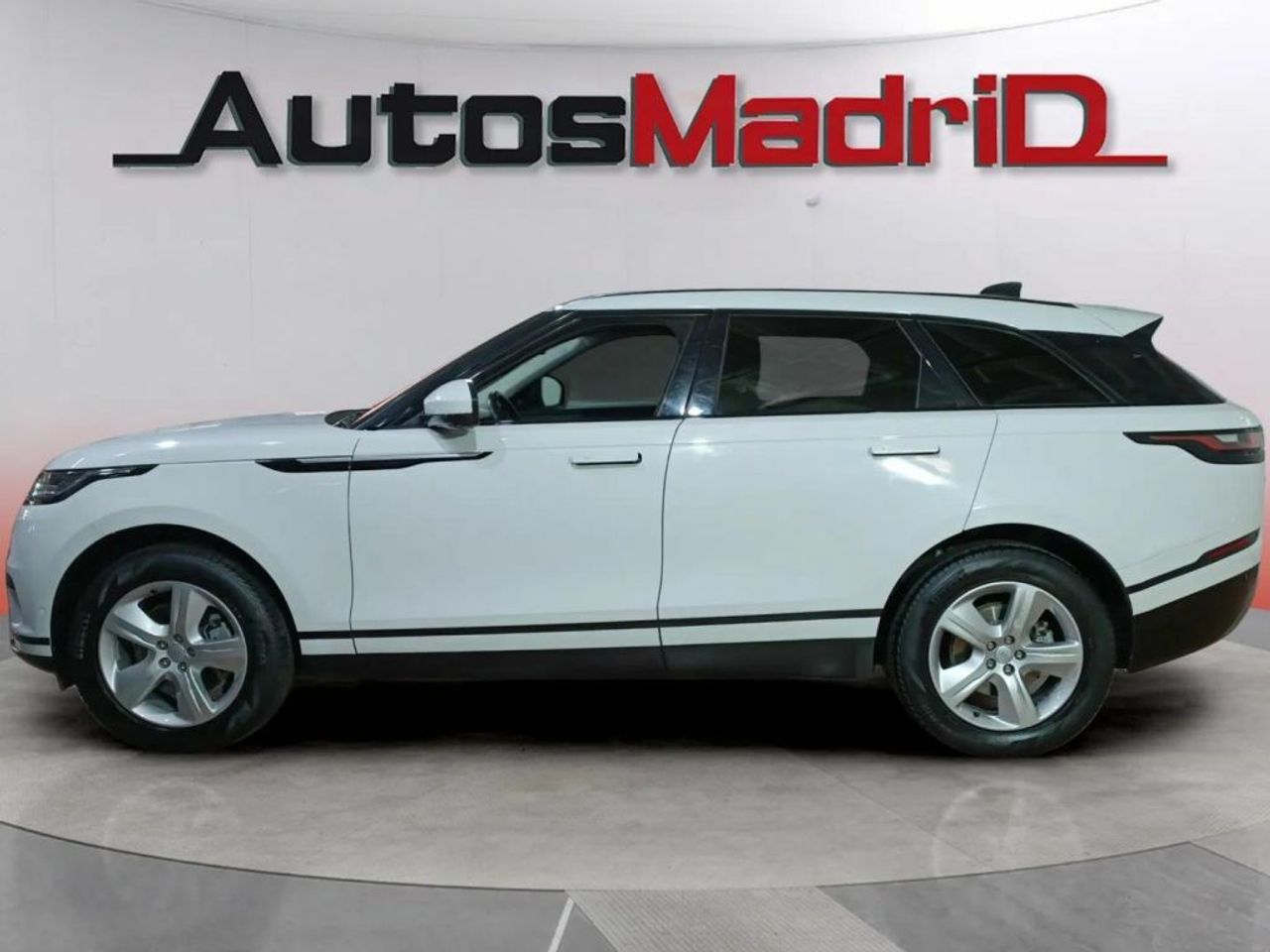 Land-Rover Range Rover Velar 2.0D I4 150kW (204CV) 4WD Auto - foto 4