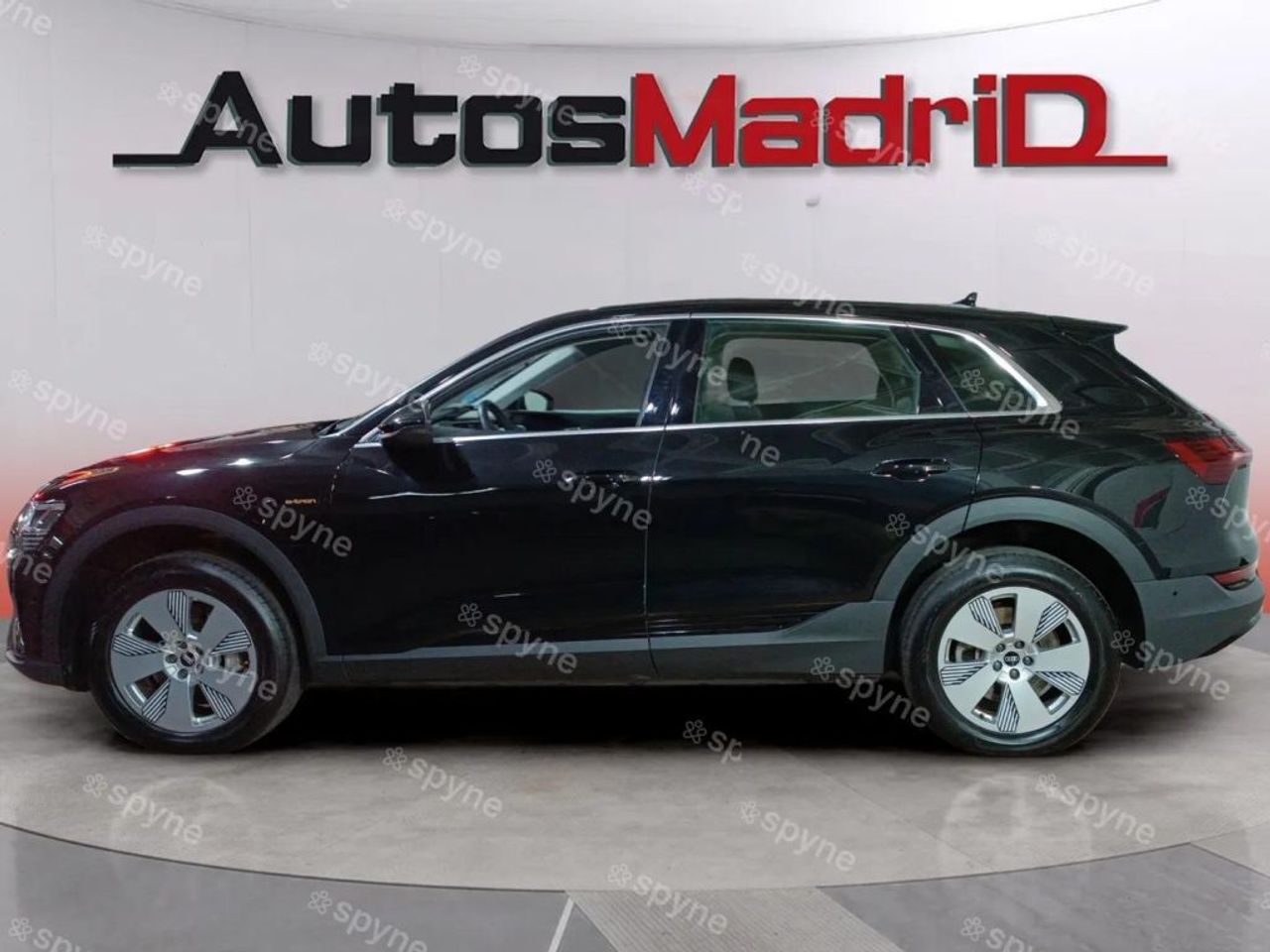 Audi e-tron 50 quattro - foto 4