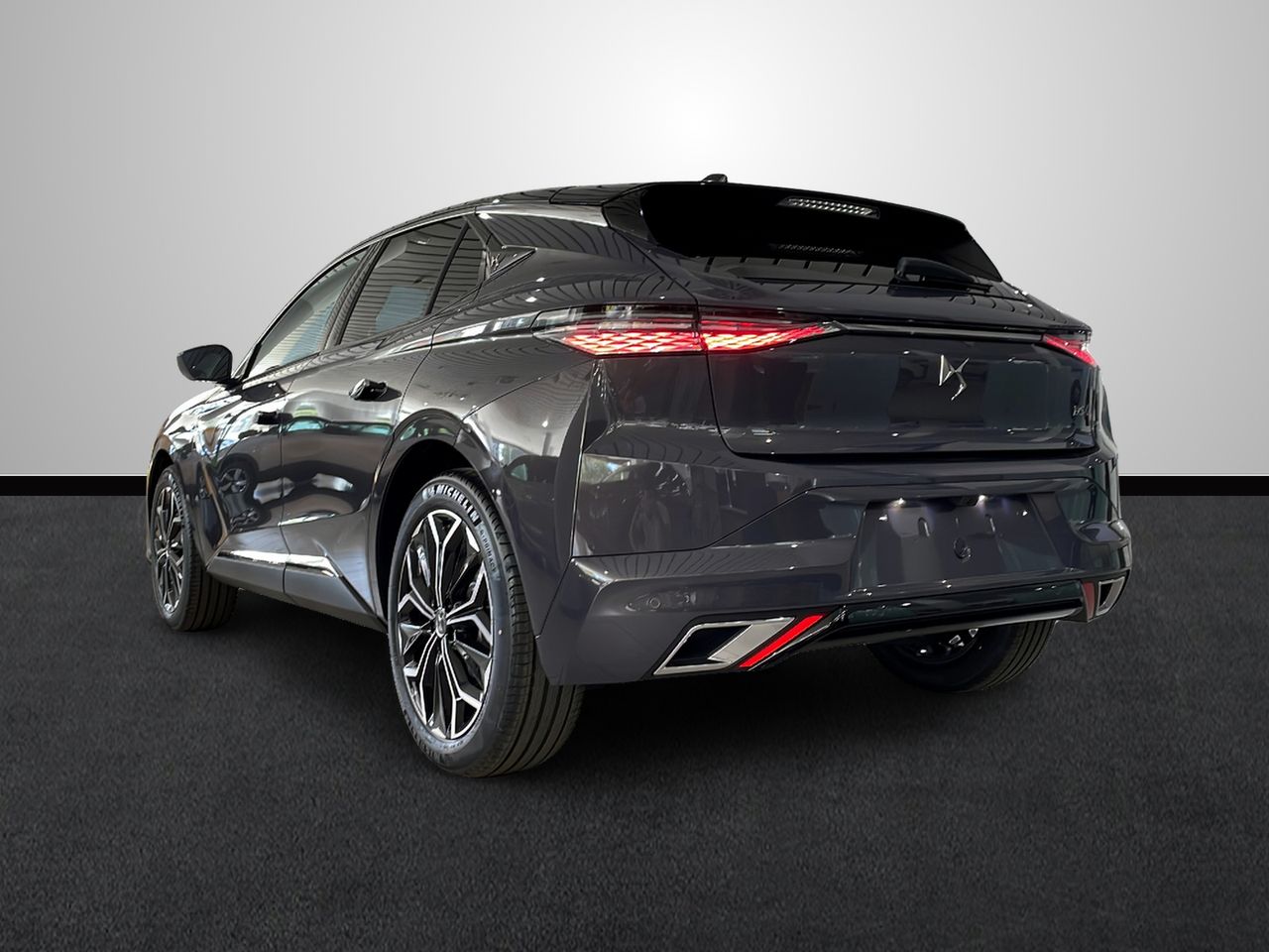 ds automobiles ds 4 2024 / foto grande (3)
