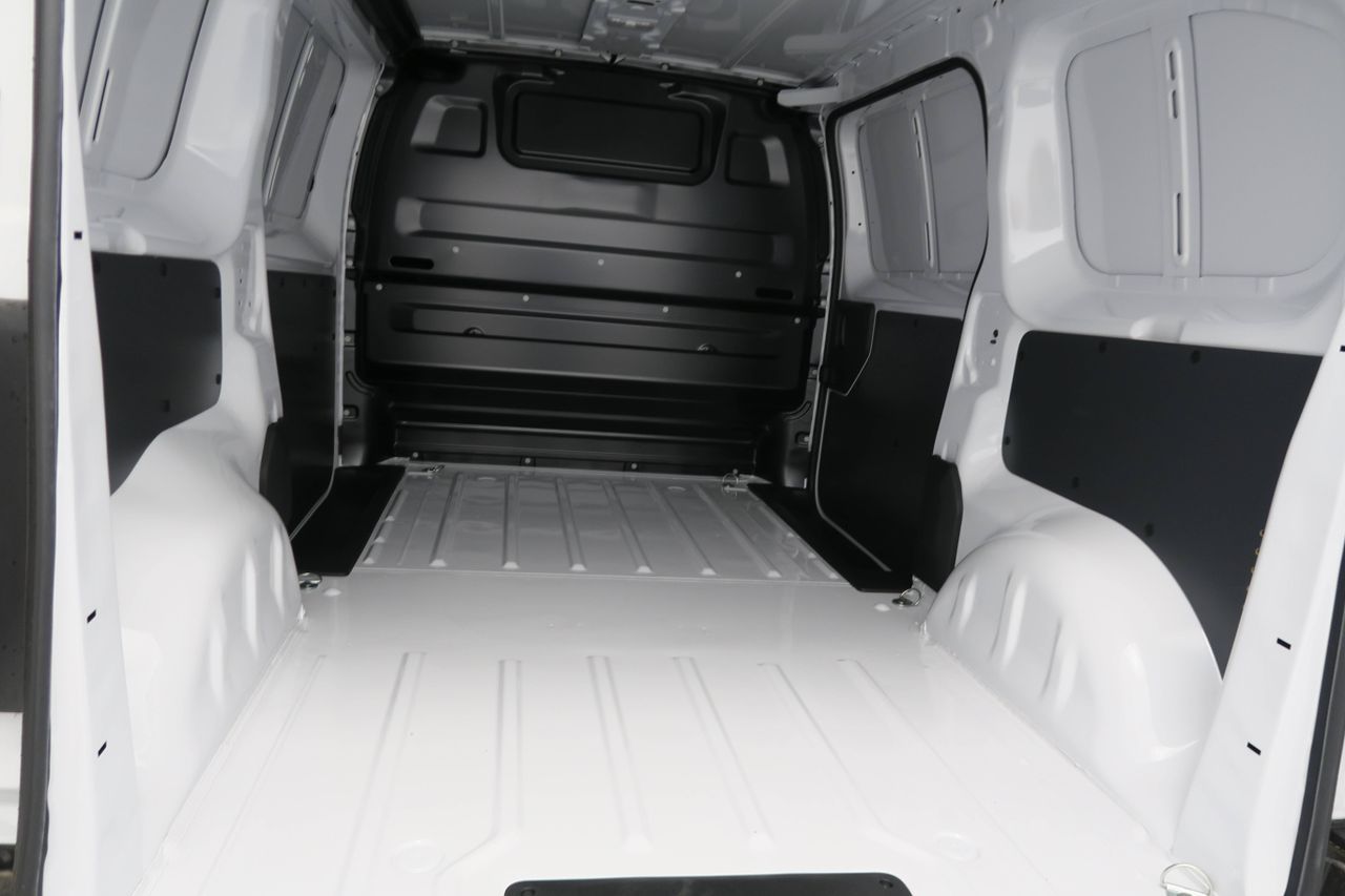 Peugeot Expert eExpert 3 eExpert Furgón 100kW Batería 50kWh  - foto 13