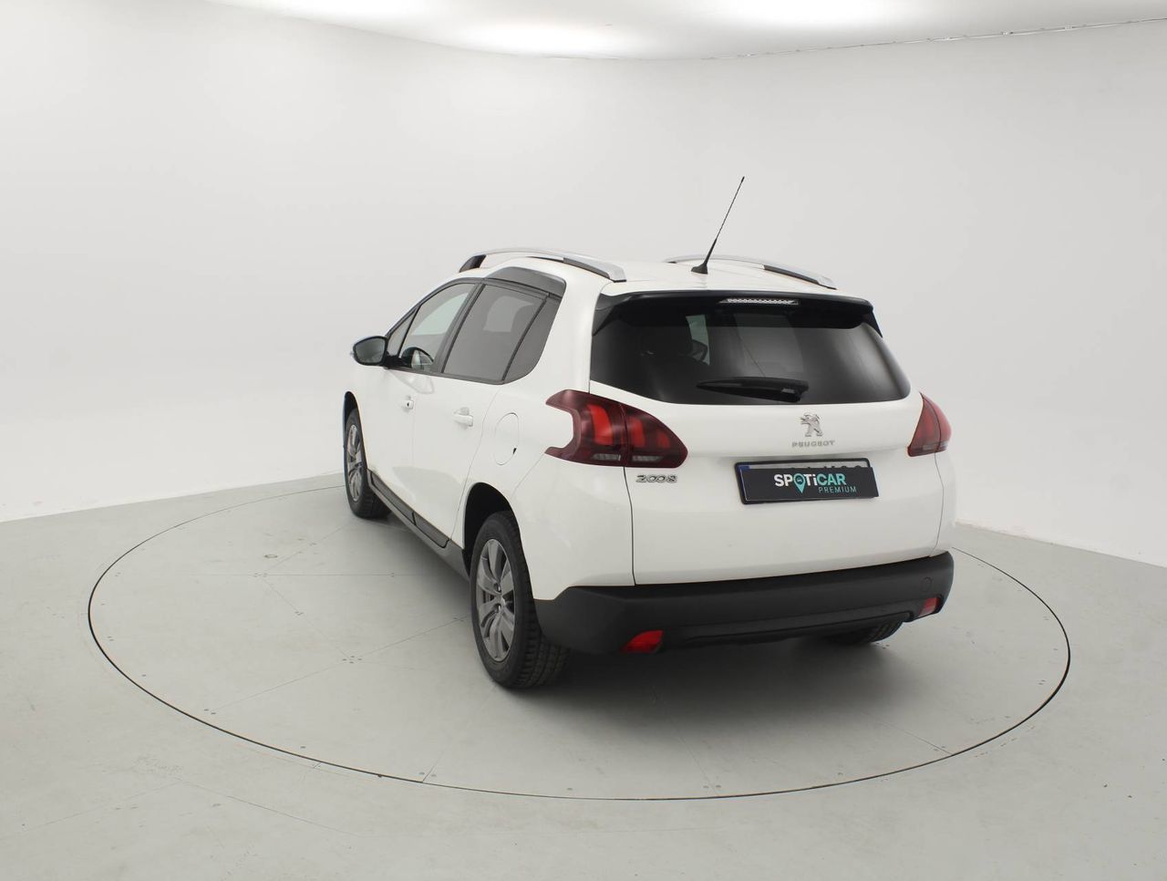 Peugeot 2008 1.2L PureTech 60KW (82CV) S&S Style - foto 3