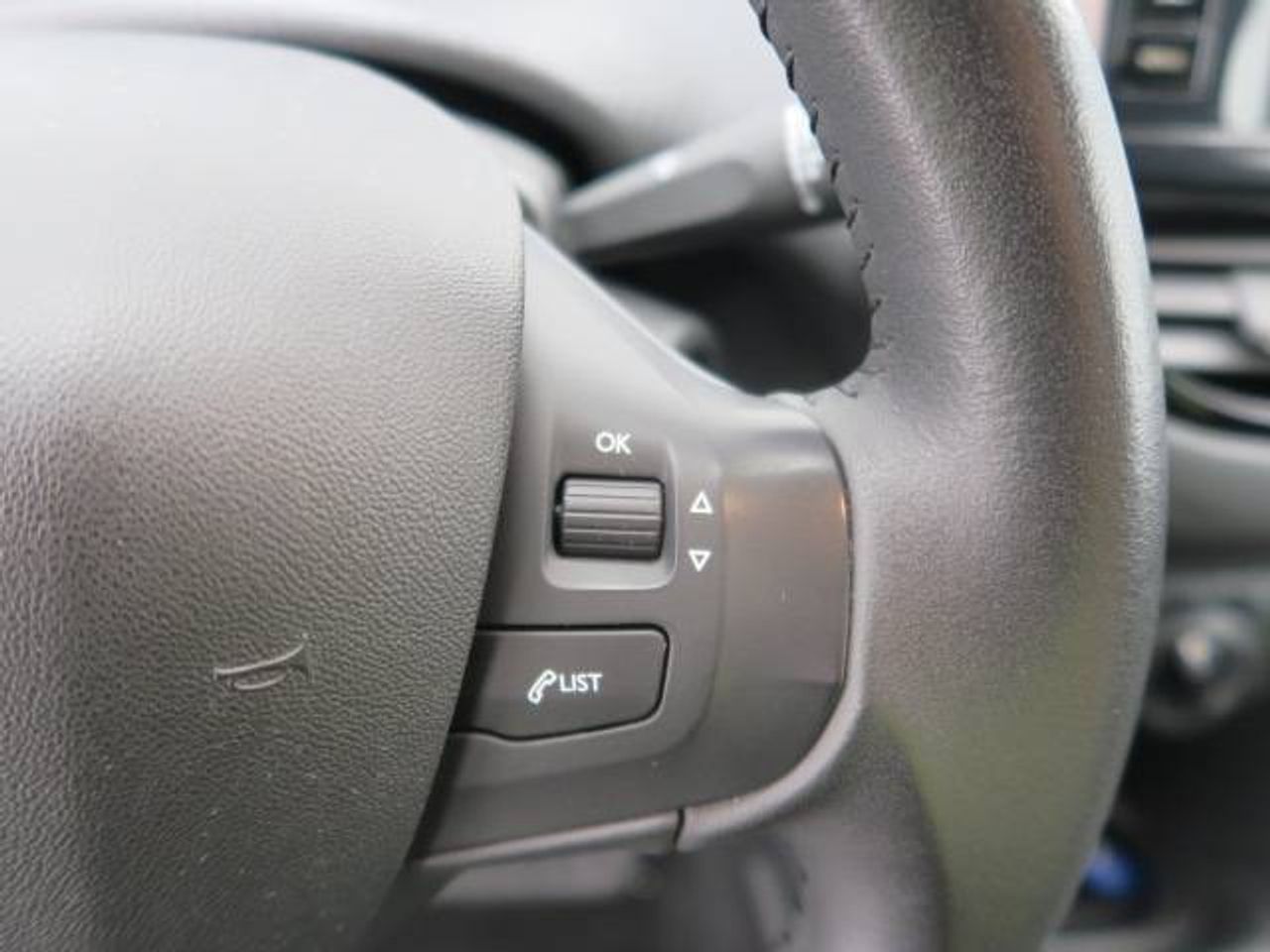 Peugeot 2008 1.2L PureTech 60KW (82CV) S&S Style - foto 13