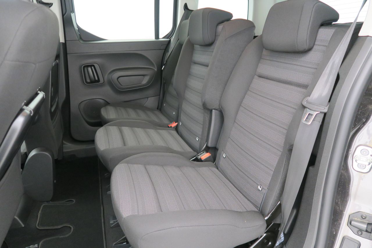 Opel Combo Electric XL GS 100Kw & 50kWh Batería Elegance Plu - foto 18