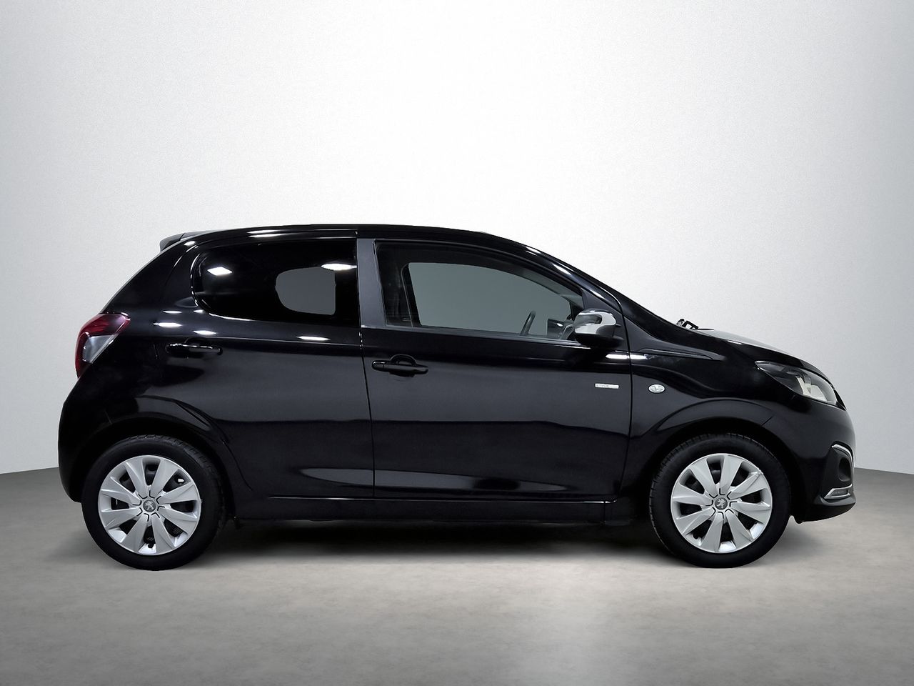 peugeot 108 2021 / foto grande (3)