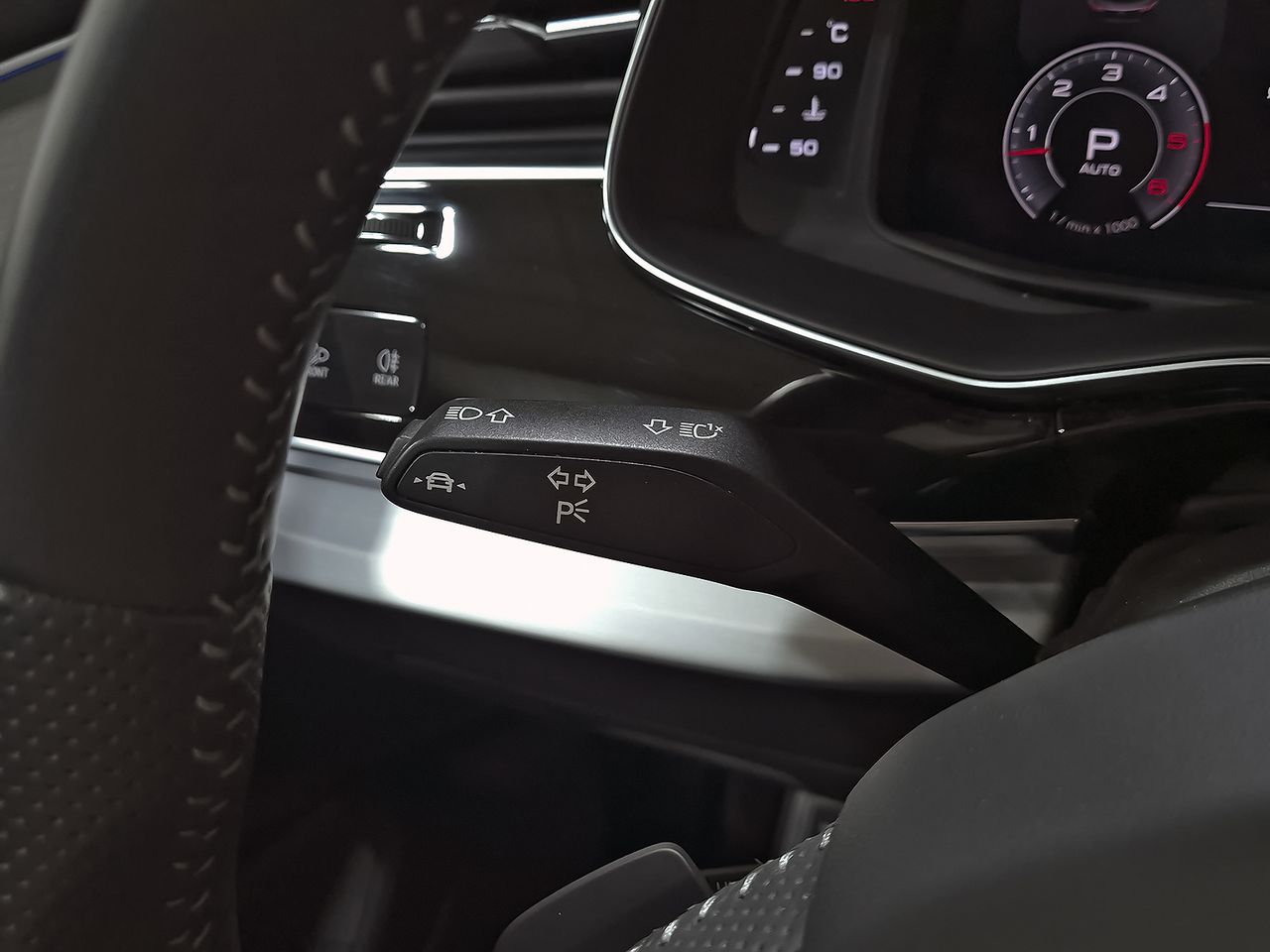 Audi Q8 45 TDI 170kW Black L quattro tiptronic - foto 15