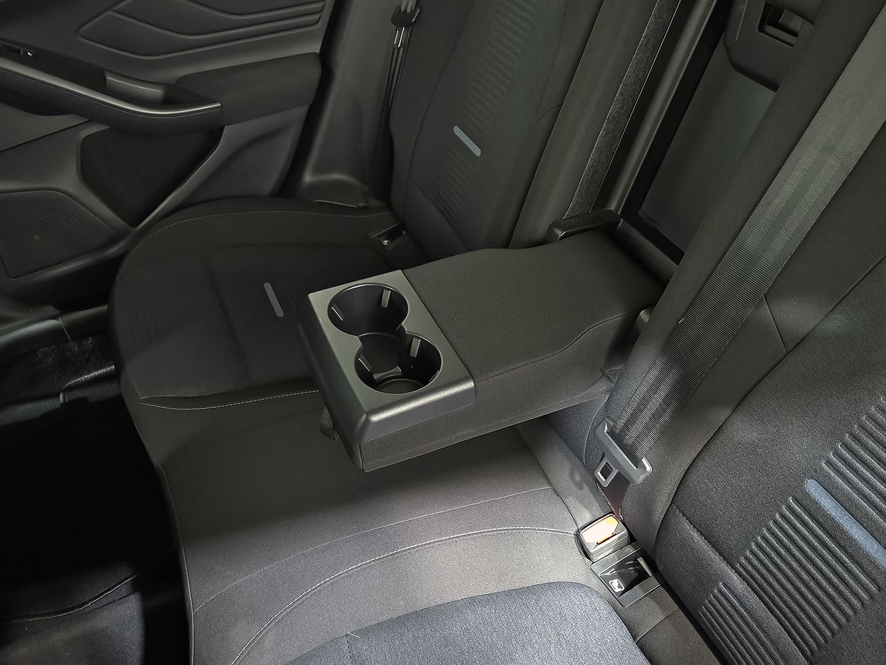 Ford Focus 1.0 Ecoboost MHEV 114kW Active Style SIP - foto 33