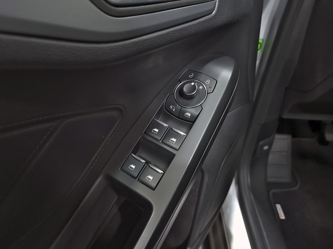 Ford Focus 1.0 Ecoboost MHEV 114kW Active Style SIP - foto 11