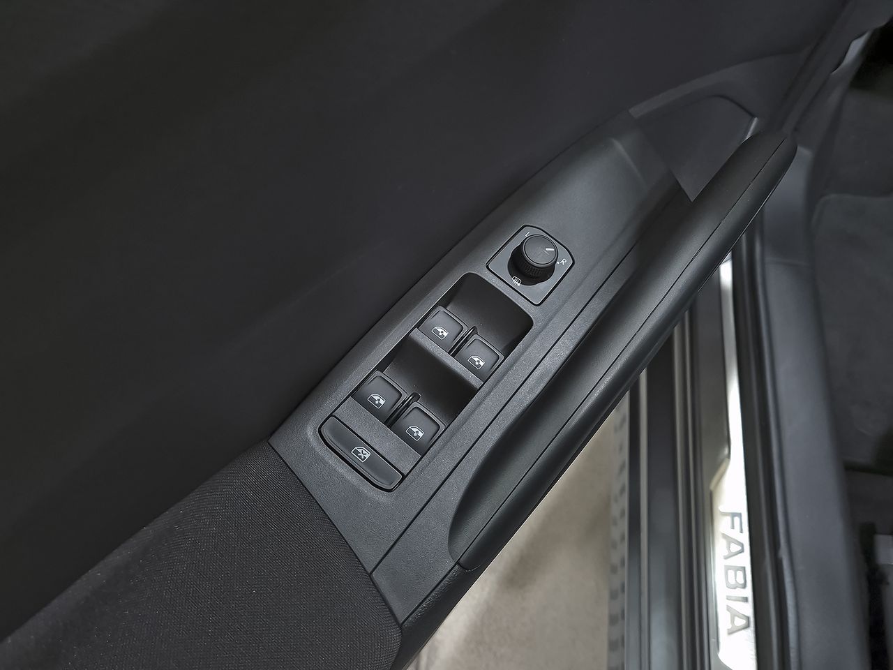 Skoda Fabia 1.0 TSI 85KW (115CV) DSG Selection - foto 11