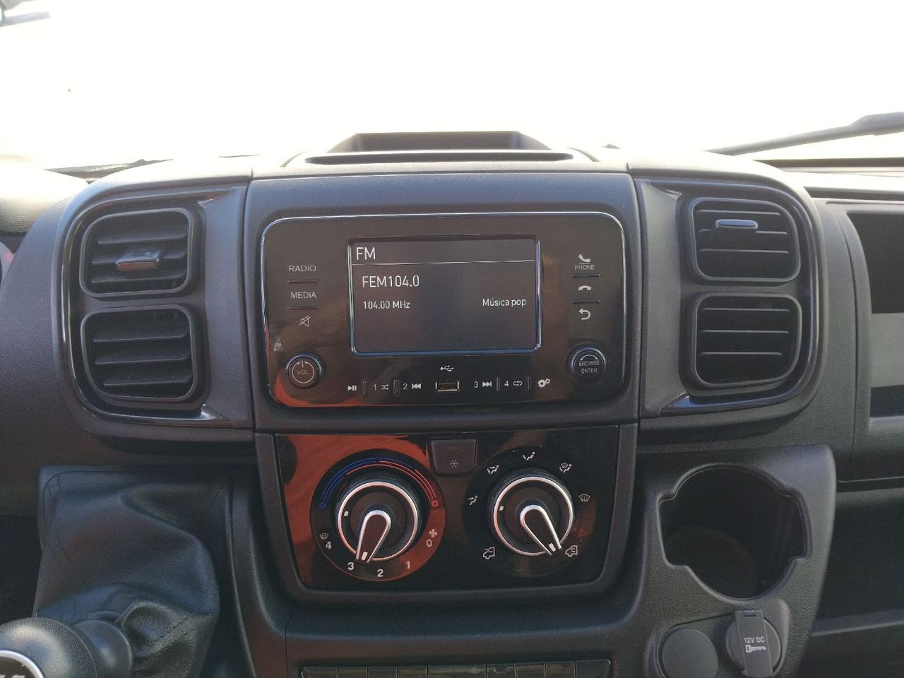 bg