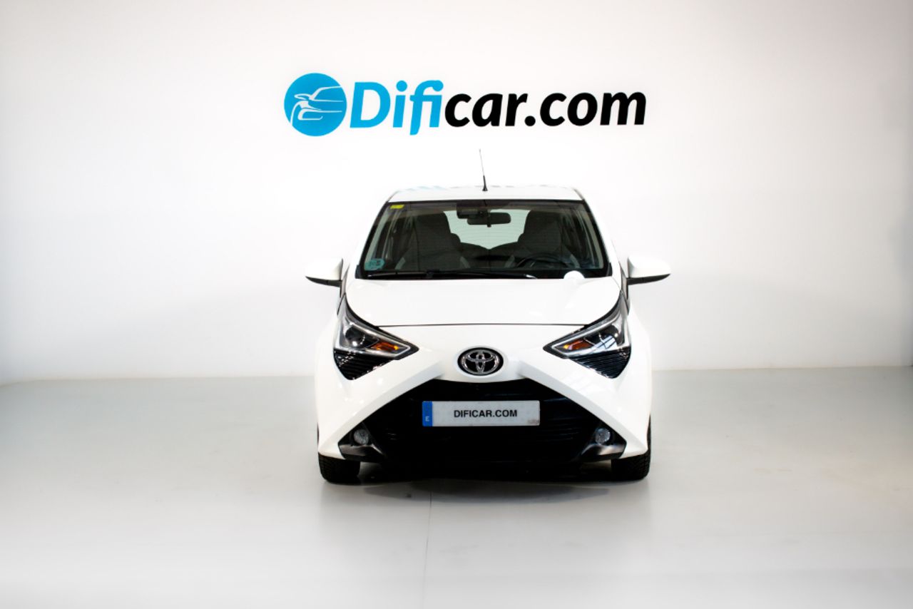 Toyota Aygo AYGO 1.0 70 X-PLAY
