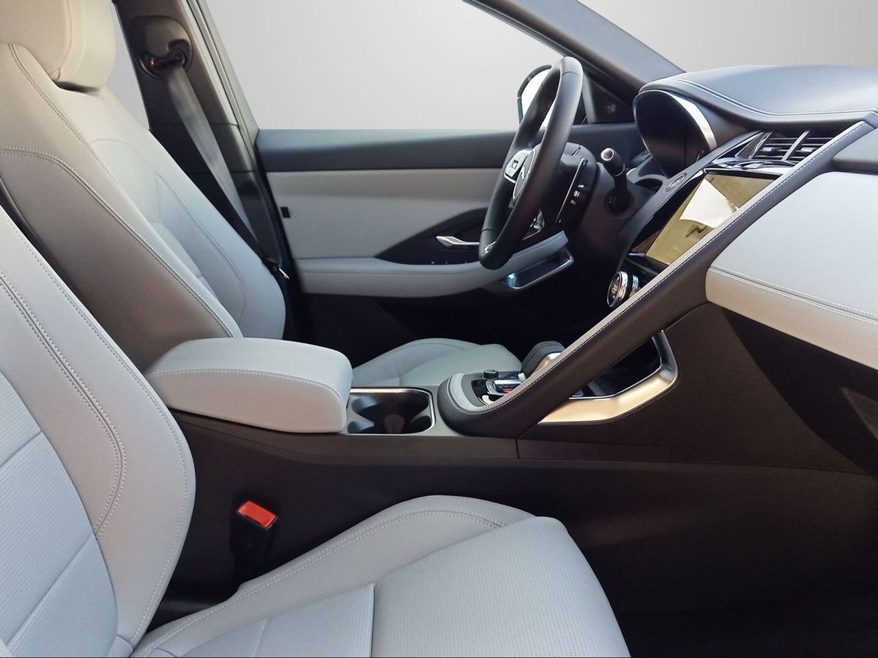 jaguar e-pace 2022 / foto grande (3)