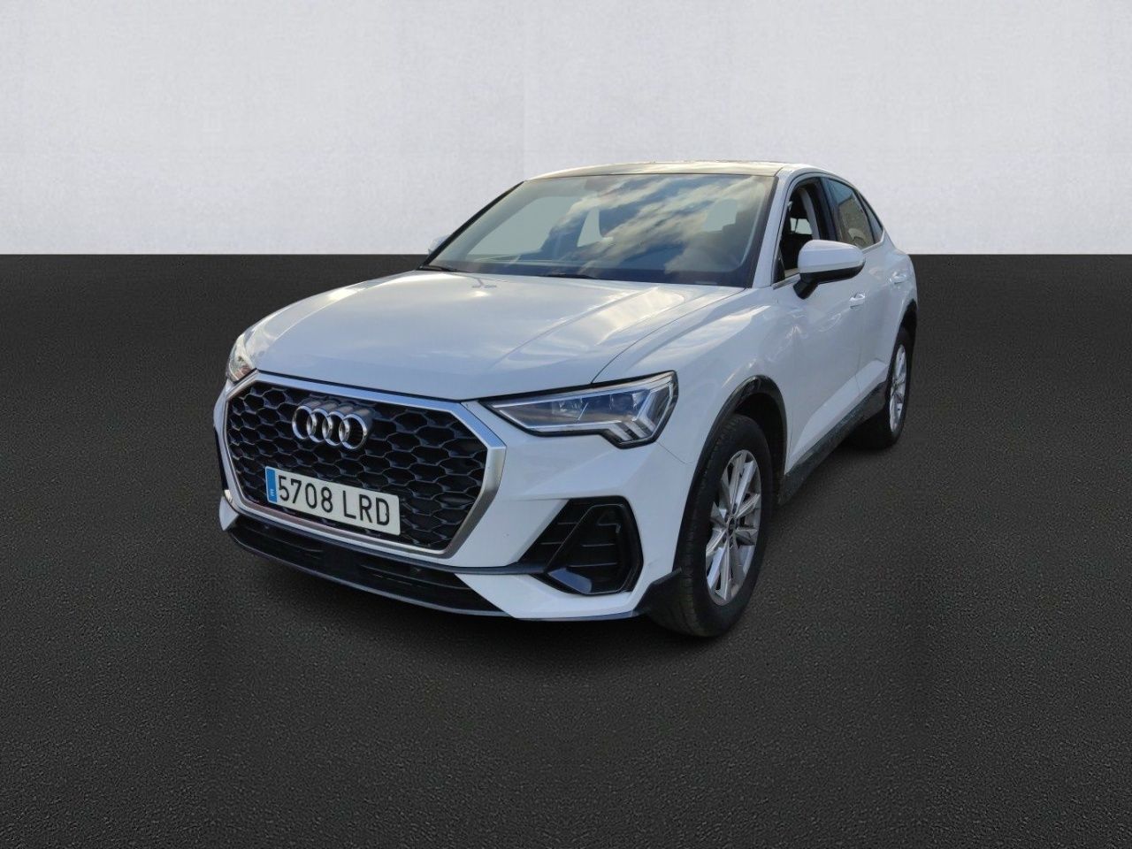 Foto audi q3 2021 /