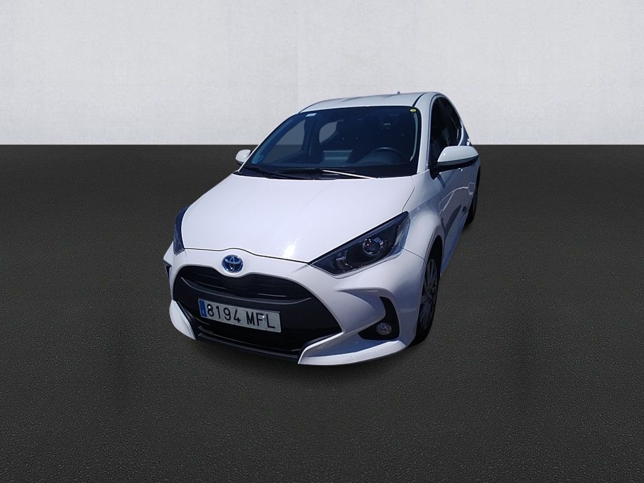 Foto toyota yaris 2023 /