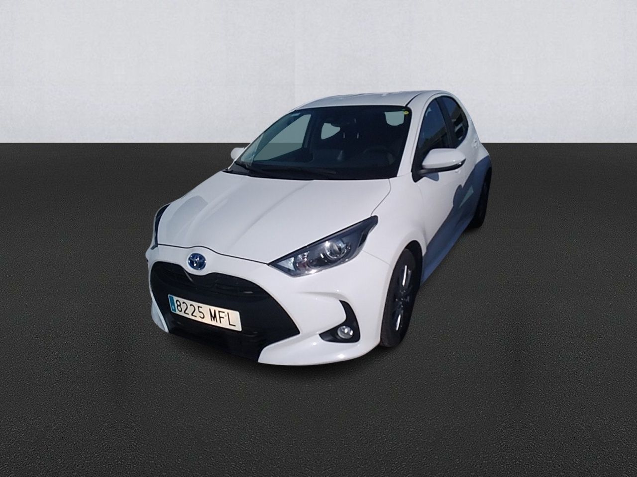 Foto toyota yaris 2023 /