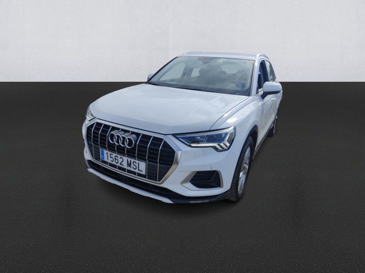audi q3 2024 /