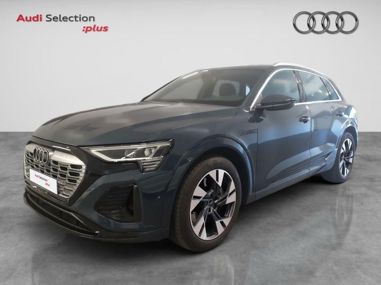 Foto audi q8 e-tron 2023 /