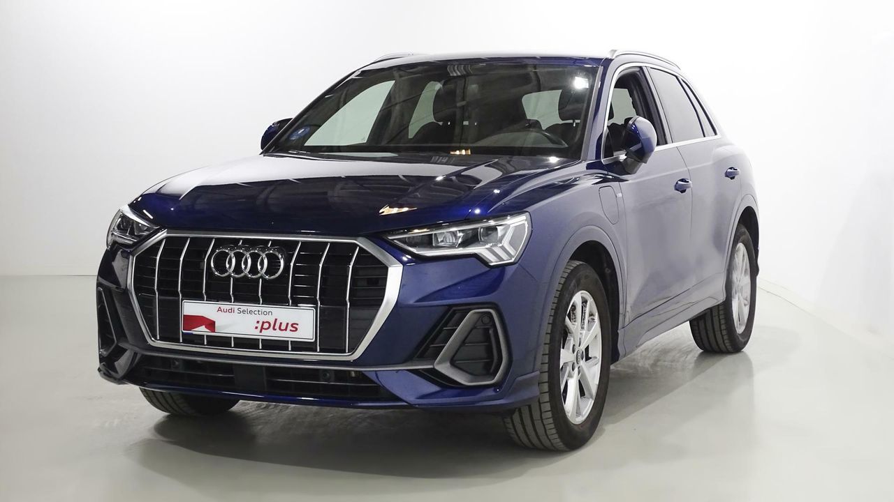 Foto audi q3 2021 /