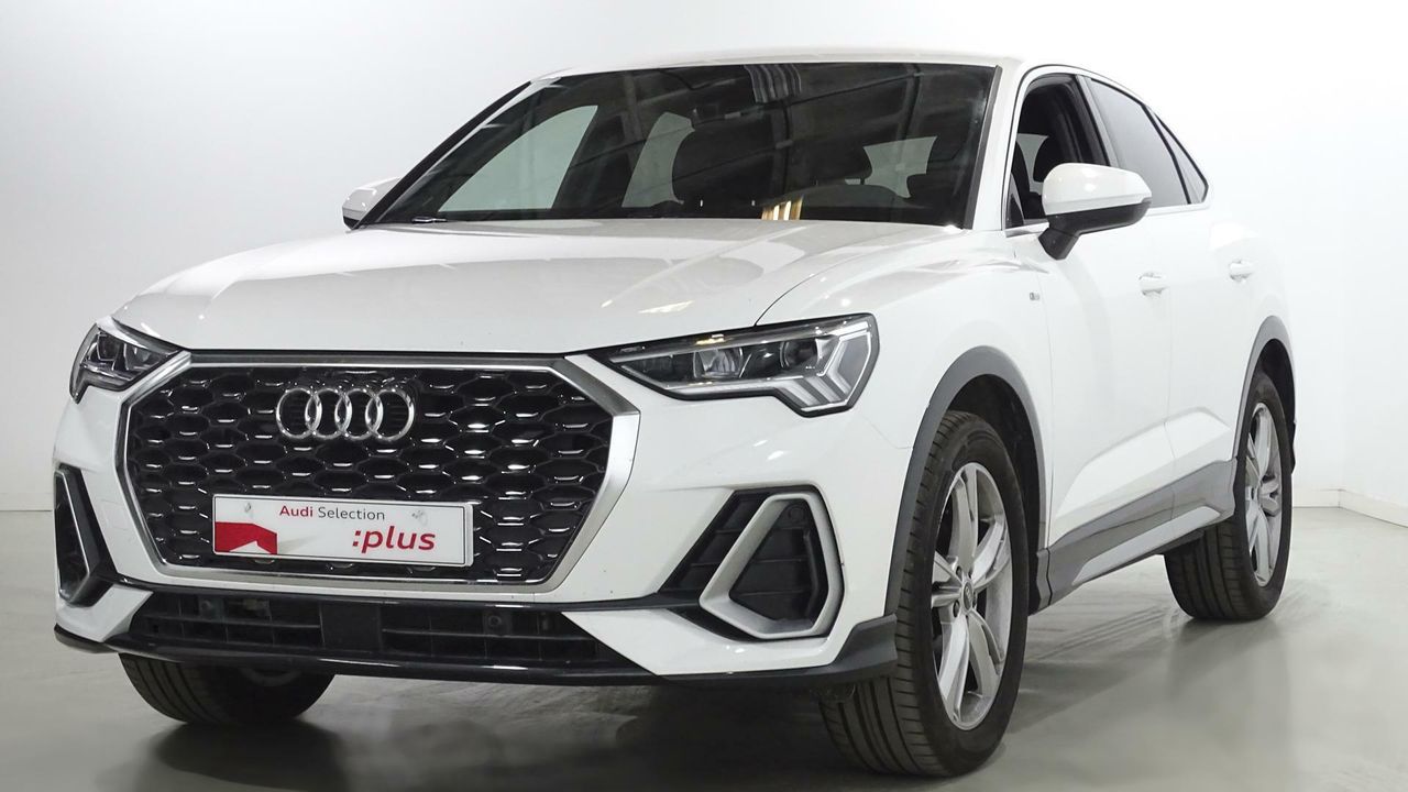 Foto audi q3 2022 /